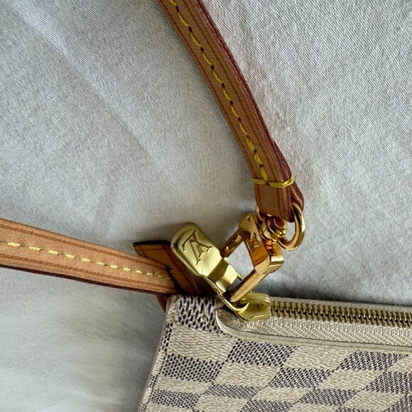 Louis Vuitton Neverfull NM MM Damier Azur - Guaranteed Authentic - Picture 13 of 15